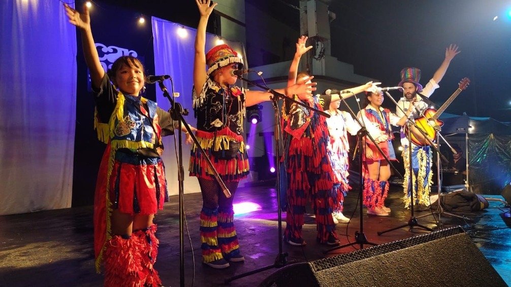 Esta noche continúa el Carnaval de Mi Tandil